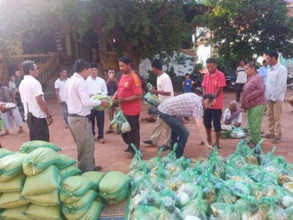 food relief parcels siem reap