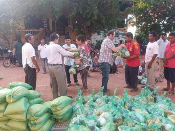 local food relief parcels siem reap